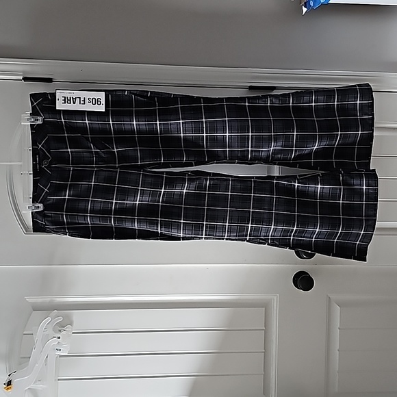 Bell bottoms - Picture 1 of 9